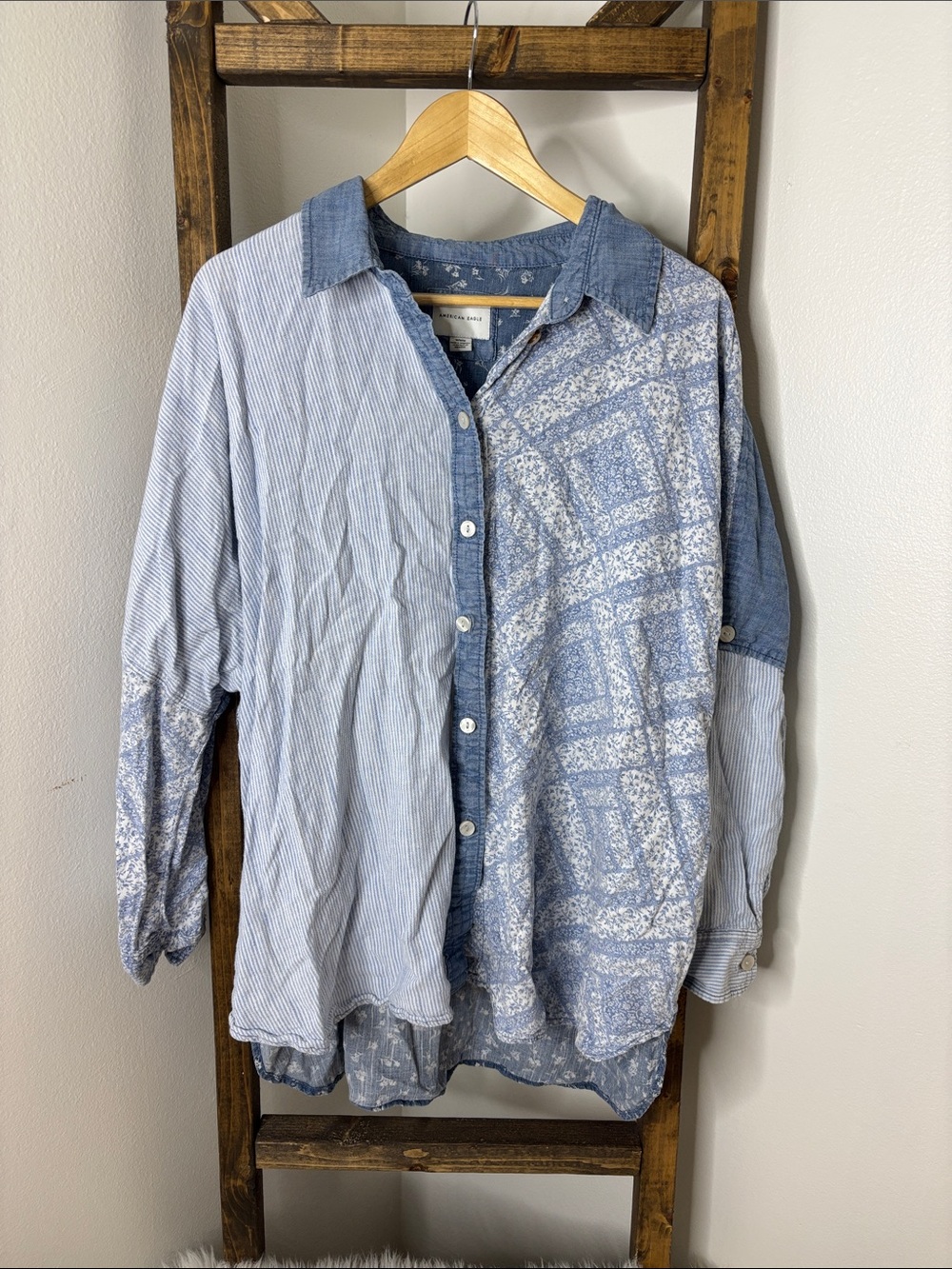 American Eagle Outfitters Blue Patchwork Button-Down Shirt Size M